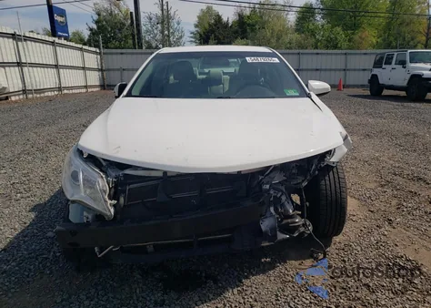 2012 Toyota Camry Hybrid z USA, uszkodzony, nr VIN 4T1BD1FK0CU058842